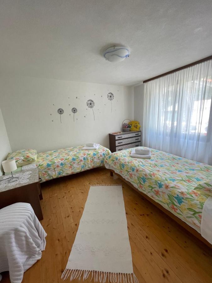Apartment Benky Pićan Esterno foto